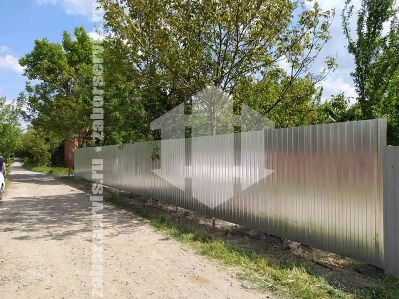 Забор из профнастила оцинкованный 56 метров