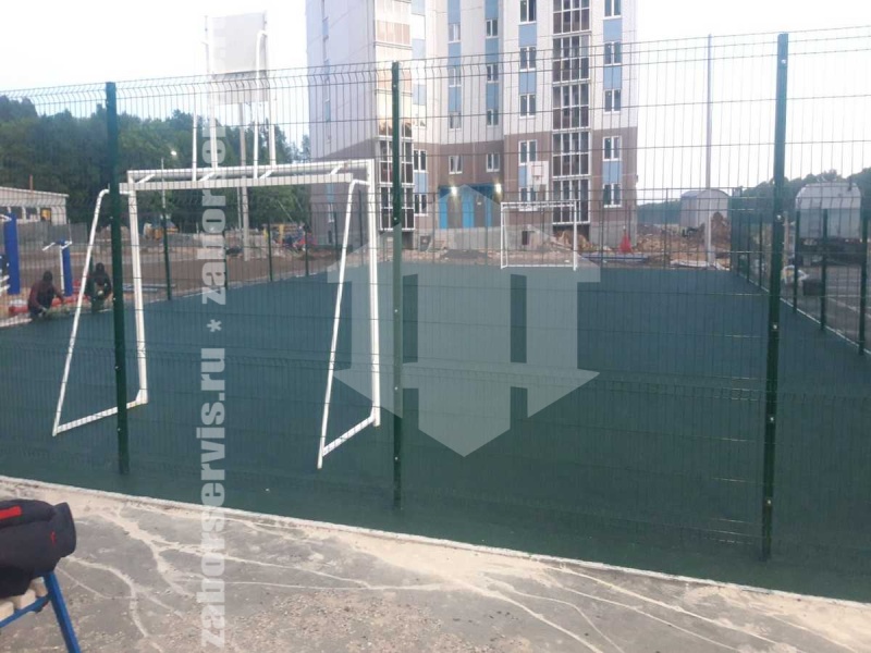 3D заборы для спортивной площадки 10 метров высота 3,0м