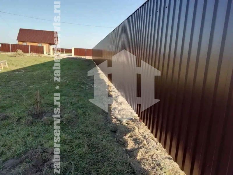 Забор из профнастила 110 метров