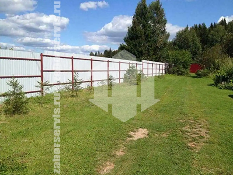 Забор из профнастила 48 метров красный