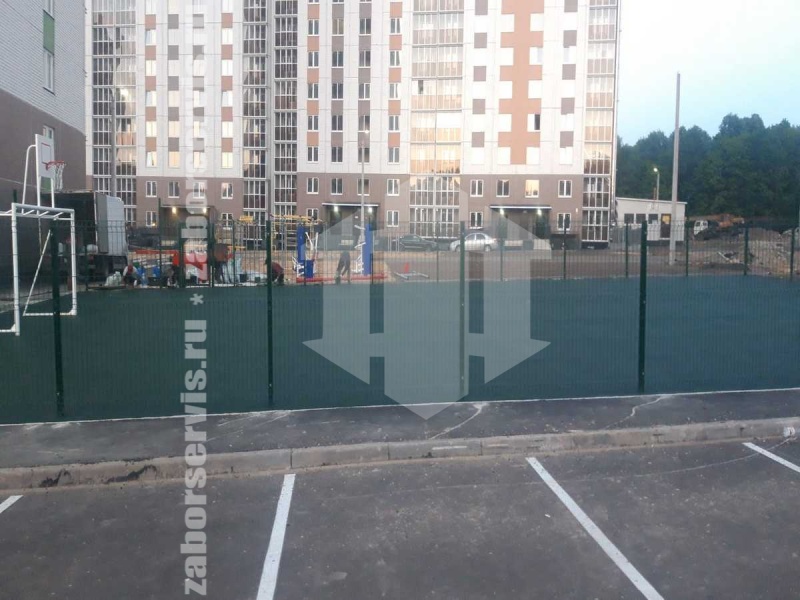 3D заборы для спортивной площадки 10 метров высота 3,0м