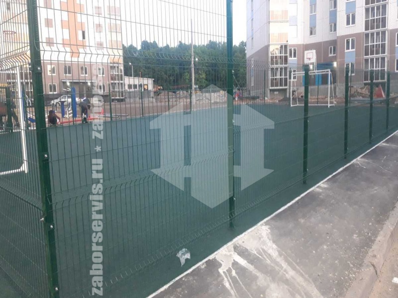 3D заборы для спортивной площадки 10 метров высота 3,0м